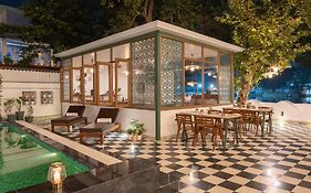 The Experience Resort-Lake Facing